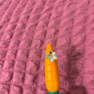 Elegant Pearl and Crystal Ring